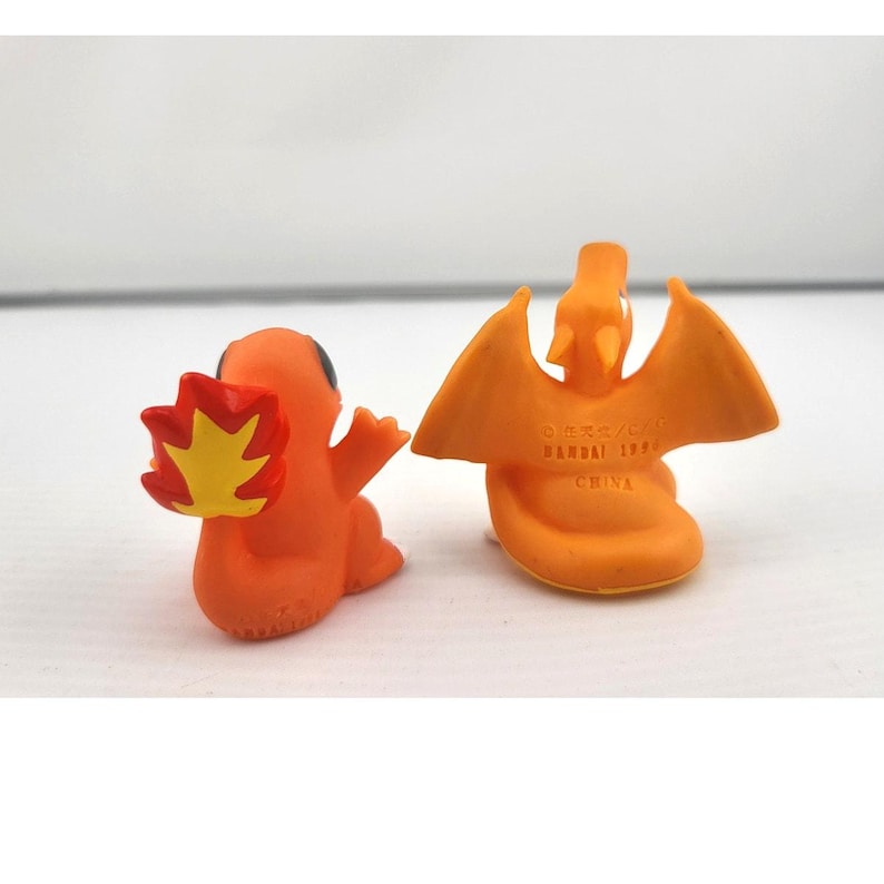 Charmander Charizard Finger Puppet Figures Authentic Bandai Pokemon - Etsy