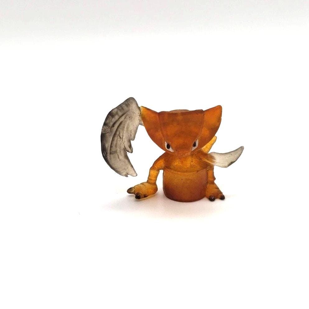 Kabutops figure - Etsy 日本