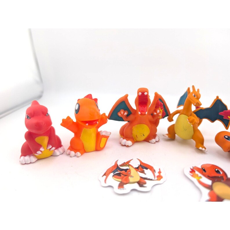 Charmander Charmeleon Charizard Lot Figures Lot Pokemon Finger Puppet ...