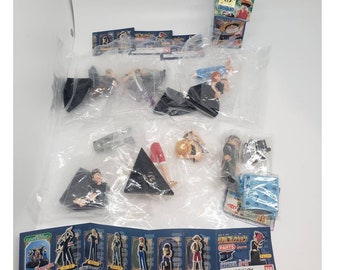 Lot of 6 Vintage NEW Bandai One Piece Pirates figures Luffy Nami Zoro
