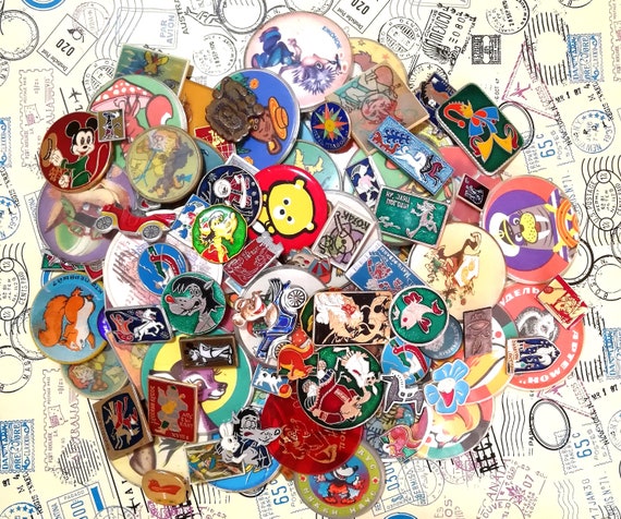 Children's Pin Badges, Set of 20-40 Vintage Merry… - image 7