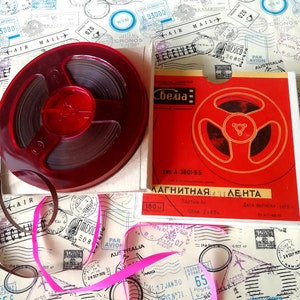 5'' Rotes Vintage Aufnahme Magnetband in Box, 180m, Karton, Magnetophone Aufnahmeband, Für kreative Ideen, Sammlung Film Requisiten