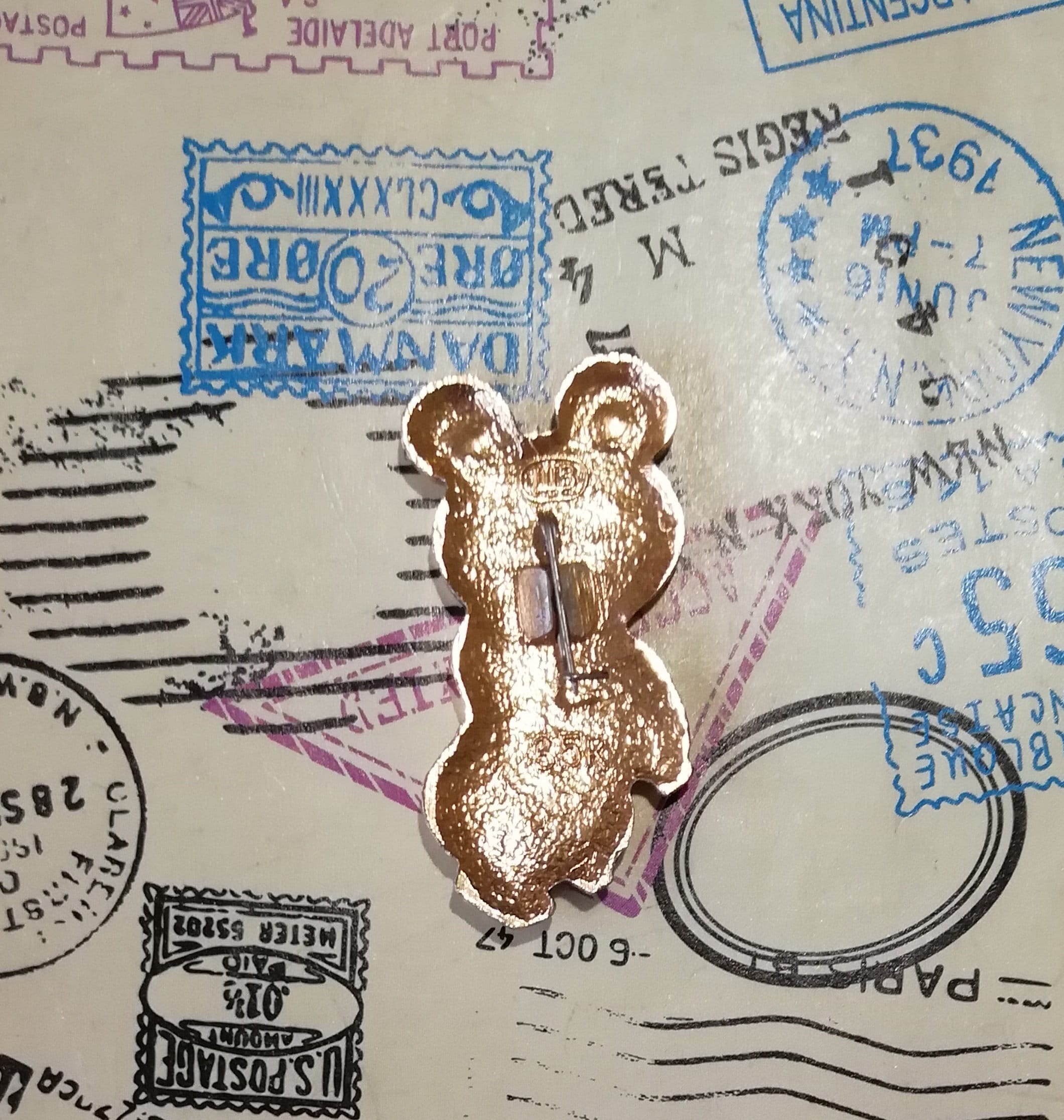アクセサリー VTG issey miyake i.s. sports Pin Badge VTG issey miyake i.s. sports Pin Badge