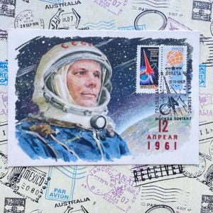 Cartão-postal do aniversário espacial de Gagarin – URSS 1962 Moscou Cancelar – Primeiro voo espacial humano Tributo URSS - Programa Espacial da URSS - Raridade