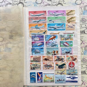 Flugzeug Briefmarken auf dem Bogen - Set #2 von 80 Bunte Briefmarken mit Flugzeug - Sammler Briefmarken - Geschichte der Luftfahrt