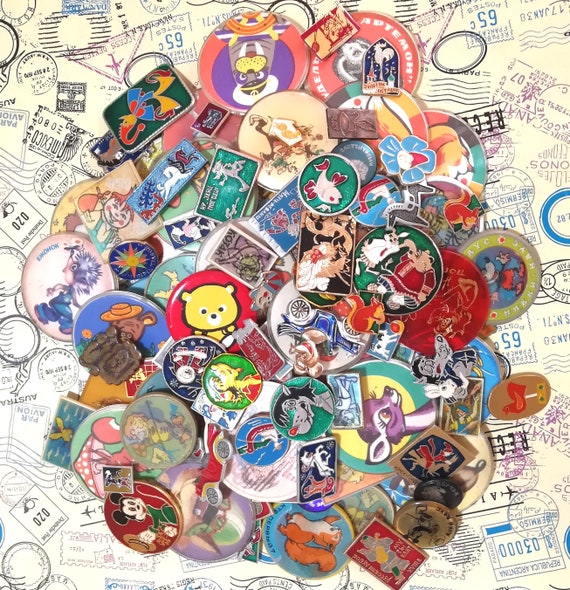 Children's Pin Badges, Set of 20-40 Vintage Merry… - image 6