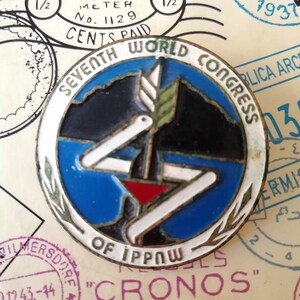 IPPNW Seventh Congress, Doctors of the world against war, Moscow, 1987, Collectible Pin, Collector&#39;s Gift, Rarity, Made in USSR.