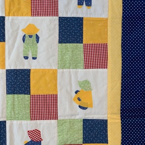 Baby patchwork quilt, Handmade in Spain, Baby Shower gift, playmat,