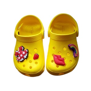 30-500PCS jibz Wholesale Random store Cartoon cute Shoe Charms Decrations  For Croc Charms Kids X-mas Gifts Shoe Accessories