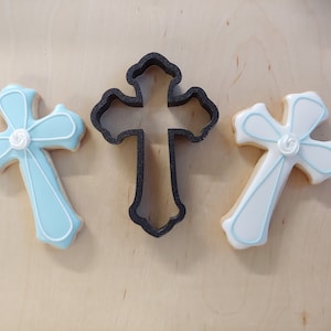 Fancy cross cookie cutter