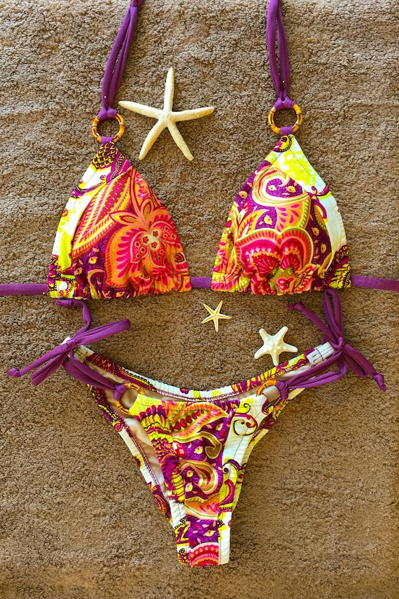 Qiribati Women Sexy Bikini Swimsuits String Padded Bikini Top