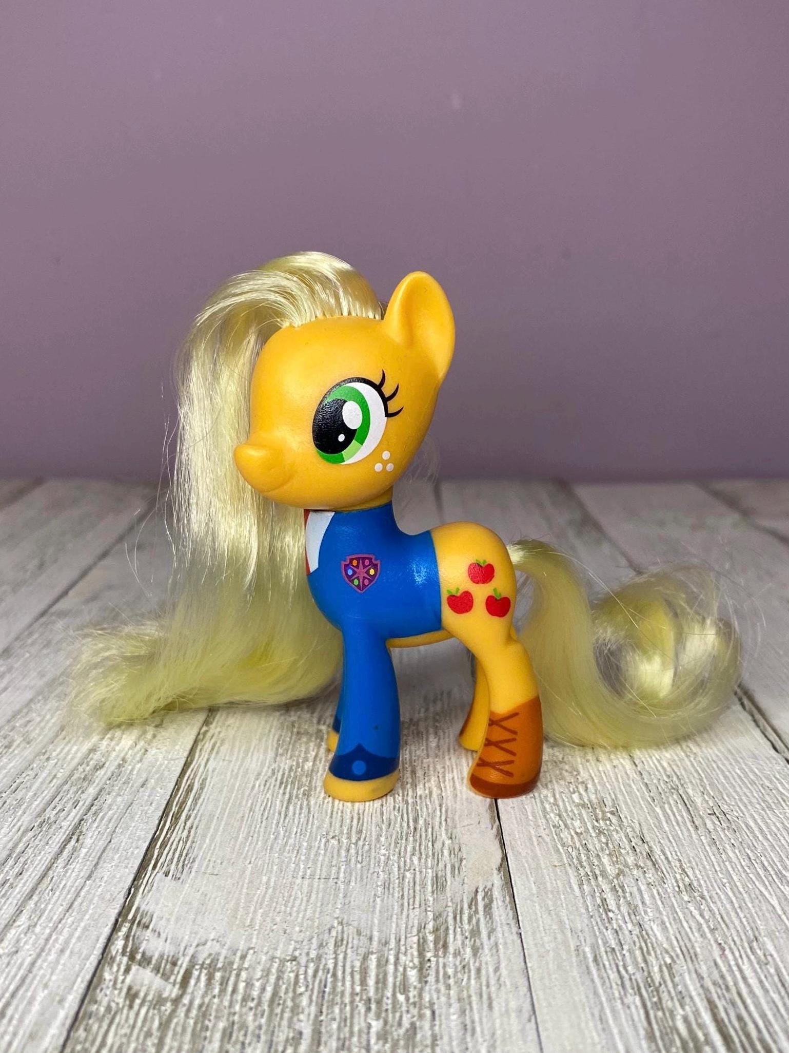 MLP G4 Applejack 3.25” Brushable Pony, School of Friendship (my