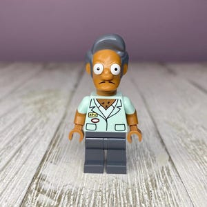 Lego The Simpsons Apu Minifigure (From Set 71016 The Kwik-E-Mart)