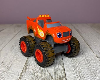 Blaze and the Monster Machines Mud Racin Blaze Diecast Vehicle (Nick Jr) Flaws/See Description