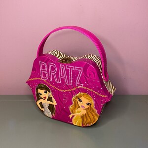 Bratz Cosmetic Carrying Case W/mirror hard Covered Cardboard