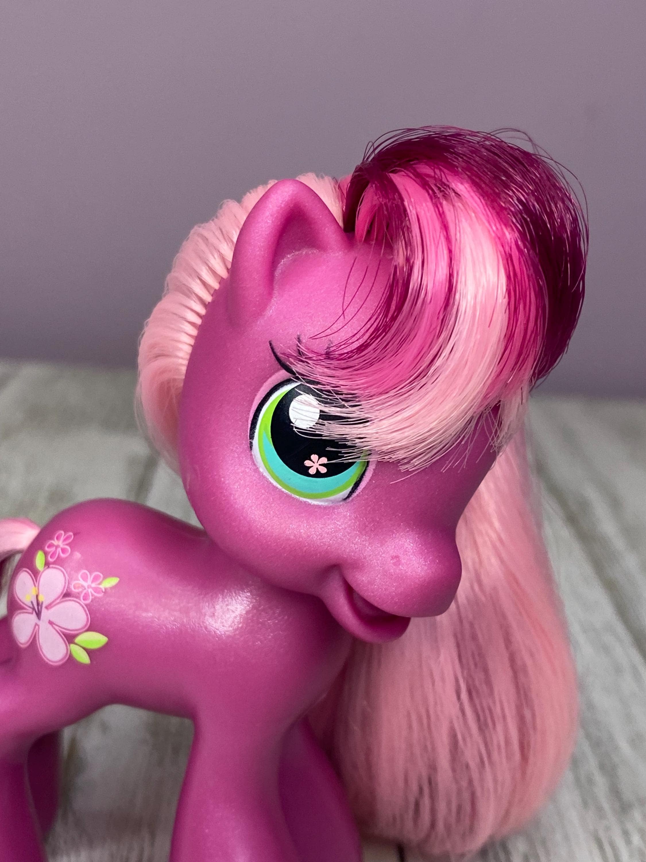 PONY My Little Pony Basic Fun 35th Anniversary Applejack - Toy Sisters