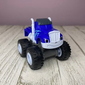 Blaze and the Monster Machines Crusher Diecast Vehicle (nick Jr