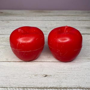 1989 Fisher-Price Fun With Food Pack-A-Picnic Red Apples Replacement Pretend Food Pieces (FLAWS/See Description)