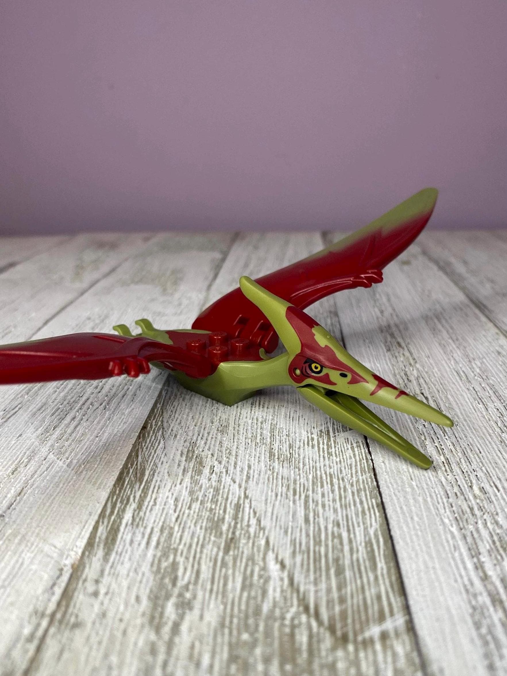 Lego Jurassic World 75926 Green and Dark Red Pteranodon