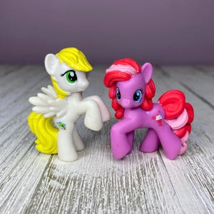 MLP G4 Blind Bag Breezie and Fizzypop 2” Mini Figures (Hasbro, My Little Pony Friendship is Magic)