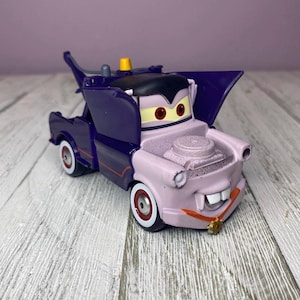 Disney Pixar Cars Halloween Dracula Mater Deluxe 3.75” Diecast