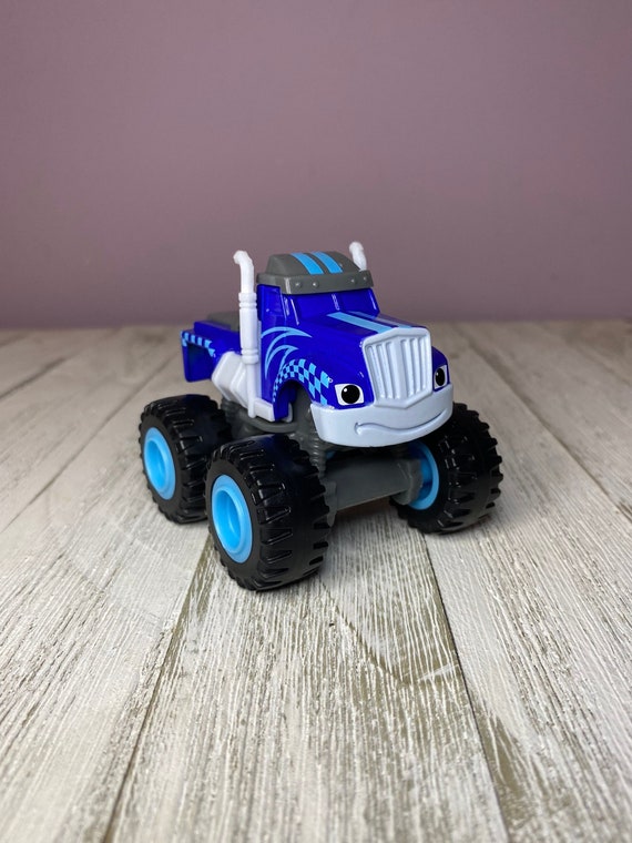  Fisher-Price Blaze and the Monster Machines Racers 4