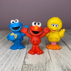 Sesame Street Neighborhood Friends Elmo, Big Bird, and Cookie Monster Figures (Just Play, Sesame Workshop)