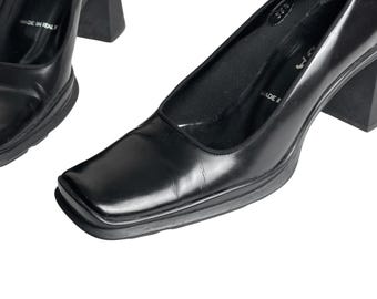 Vintage 90s 'prada' Square Toe Heels (size UK 3.5 EU 36.5 US Vintage 90s 'prada' Square Toe Heels (size UK 3.5 EU 36.5 US