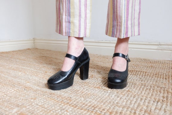Vintage 70s Black Leather Mary Jane Platform Shoes
