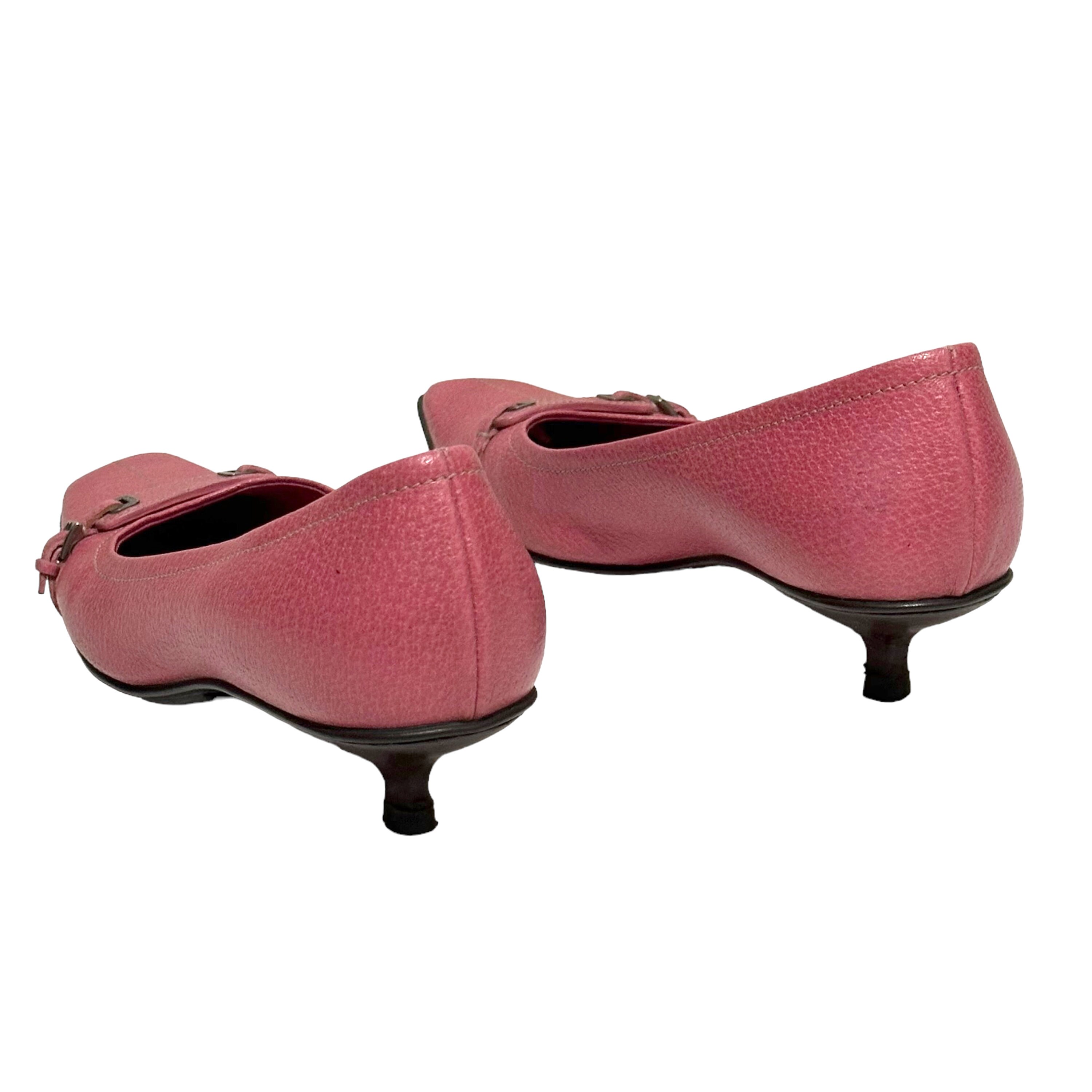 靴 PRADA S/S 2000 kitten heels S/S 2000 Kitten Heel – Marimaria Vintage