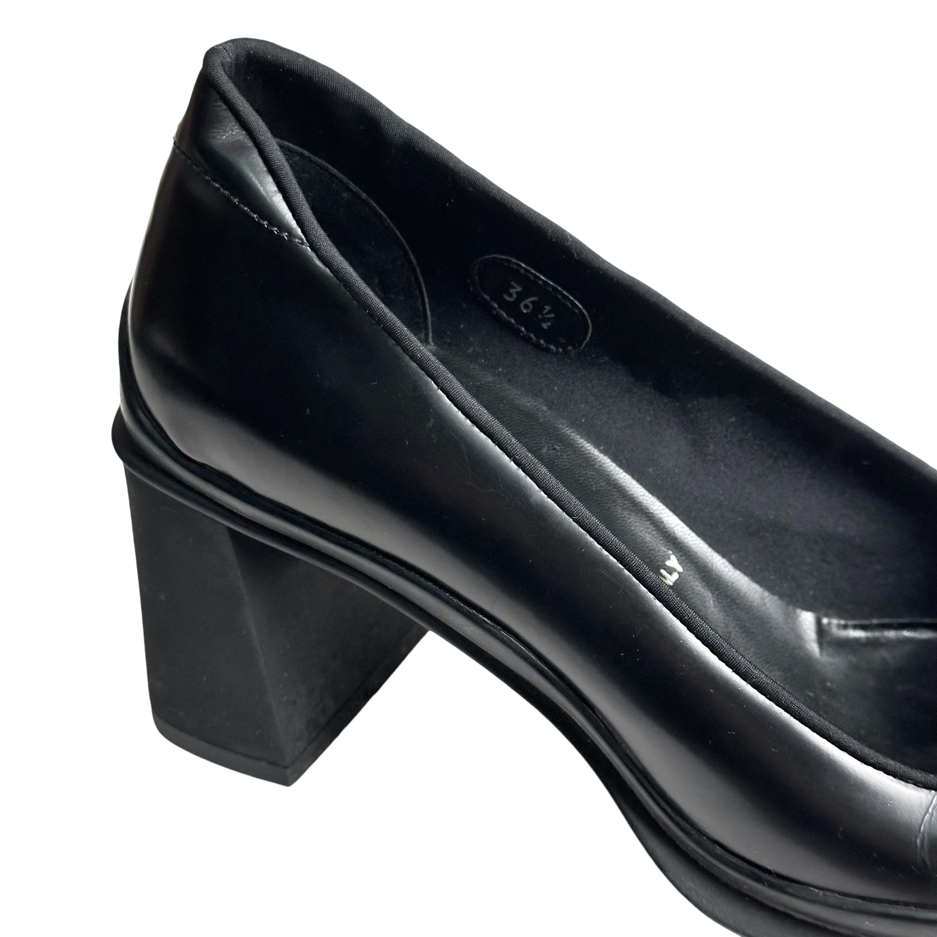 Vintage 90s 'prada' Square Toe Heels (size UK 3.5 EU 36.5 US Vintage 90s 'prada' Square Toe Heels (size UK 3.5 EU 36.5 US