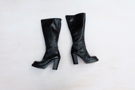 1970s black leather ankle heel boots for women with buckle size US 8 EU 38