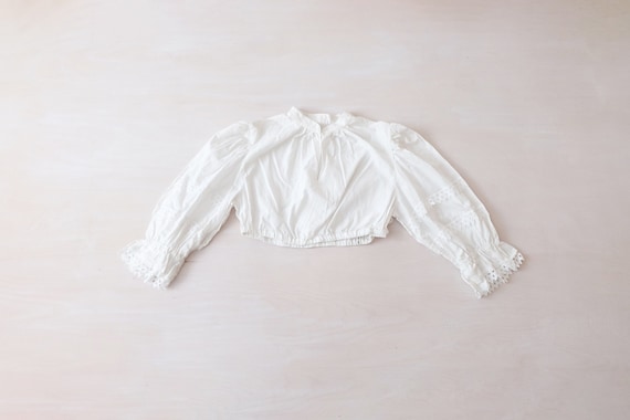 Vintage 80s White Cropped Austrian Blouse