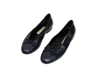 Vintage 90s 'Charles Jourdan' Navy Blue Ballerinas (Size UK 5 EU 38 US 7.5)