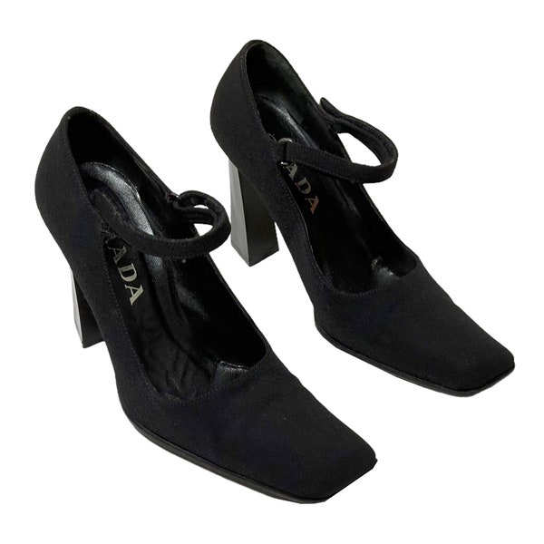 Vintage 90s 'Prada' Black Mary Jane Shoes (Size UK 3 EU 36 US 5.5)