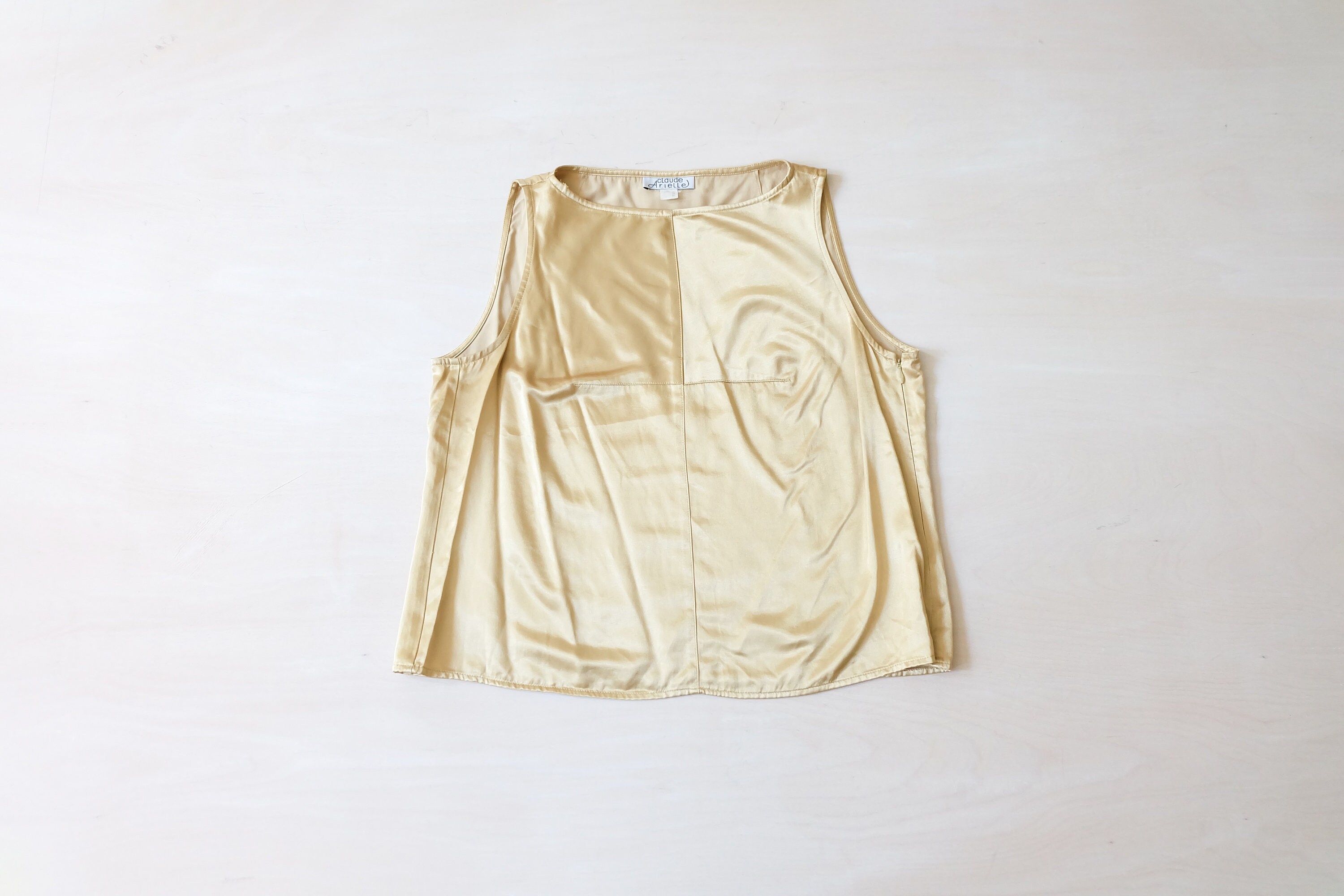 Image of Vintage S Gold Satin Leeveless Top