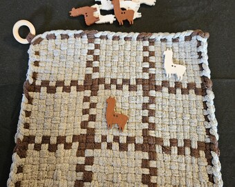 Handmade Handwoven Artisan Potholders/Trivets & Tic Tac Toe Game