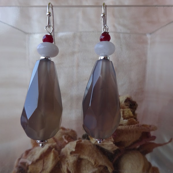 boucles d'oreilles romantiques goutte agate grise à facettes , rondelle quartz rose, perle jade rubis, argent