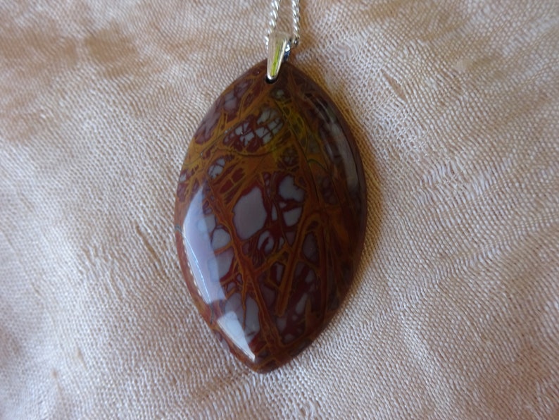silver chain unisex olive jasper noreenaAustralian pendant