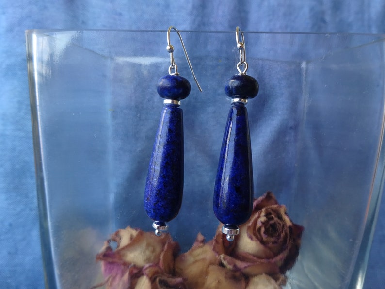 boucles d'oreilles longues gouttes et rondelles lapis-lazuli, hématite argentée image 1