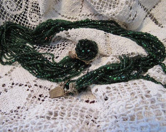 Vintage Multistranded Green Necklace, Italie