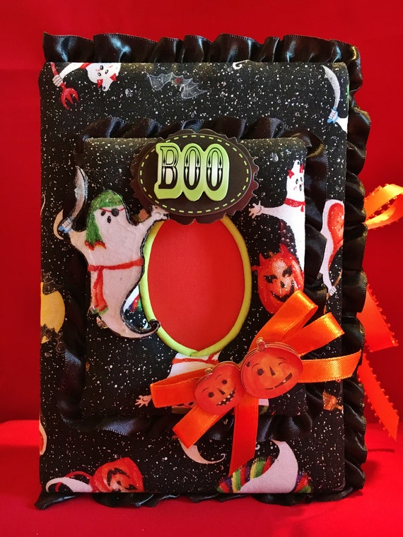 Trick or Treat Costumed Ghosts -100pg Halloween Pocket Photo Album