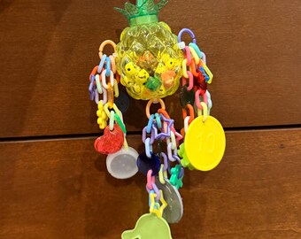 Juguete colgante con forma de piña para petauros del azúcar