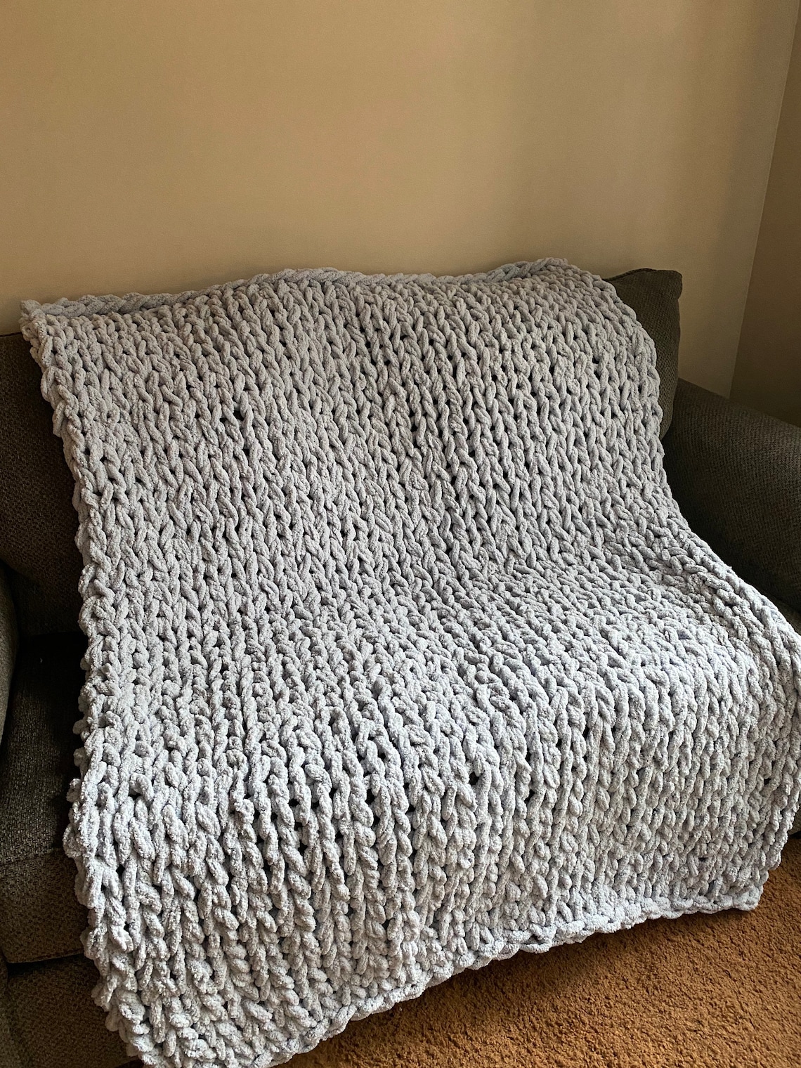 Chunky finger knit blanket Etsy