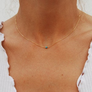 Gold 18K necklace, turquoise necklace, minimalist gold necklace, gemstone necklace, diameter stone: 3 mm.
