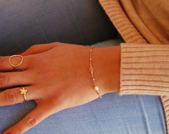 Delicate silver 925 bracelet, dainty bracelet, pearls bracelet, minimalist bracelet.