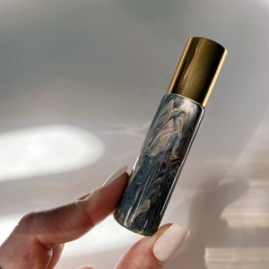 1 Essential Oil Roller Bottle