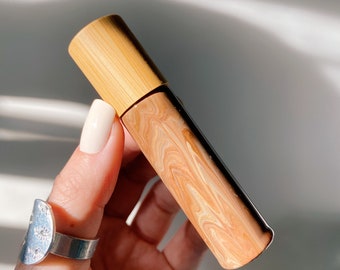 1 Essential Oil Roller Bottle with Bamboo Top
