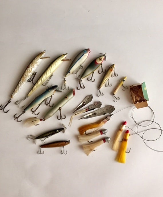 Vintage Fishing Lures Collection: Barracuda Tackle, Heddon Dying