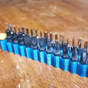 3D Printed 32 in 1 Bit Holder (+ Free Bit Adapter)